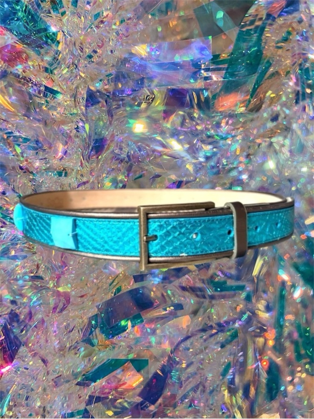 ST. JOHN SOCA Italian Leather Turquoise Blue Metallic Belt Size S/M/L